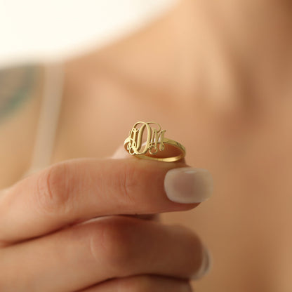 'Heritage' Monogram Signet Ring